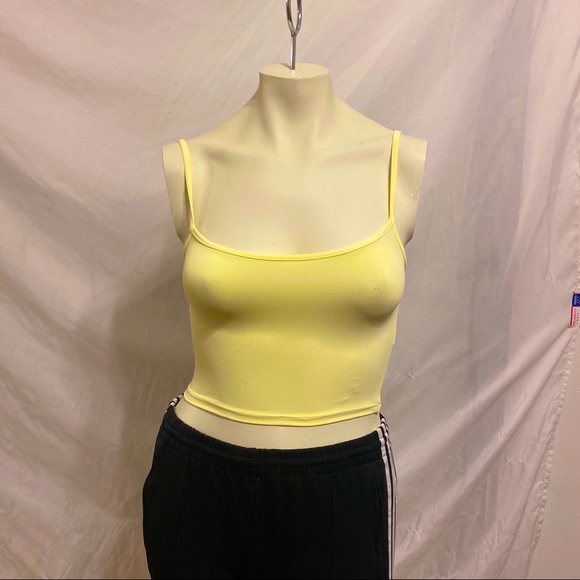 Cropped Yellow Tank Top - Picture 4 of 5